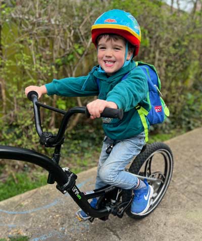 An example of the type of tagalong bike available on Brakeaway Bike Tours (Private tours only)